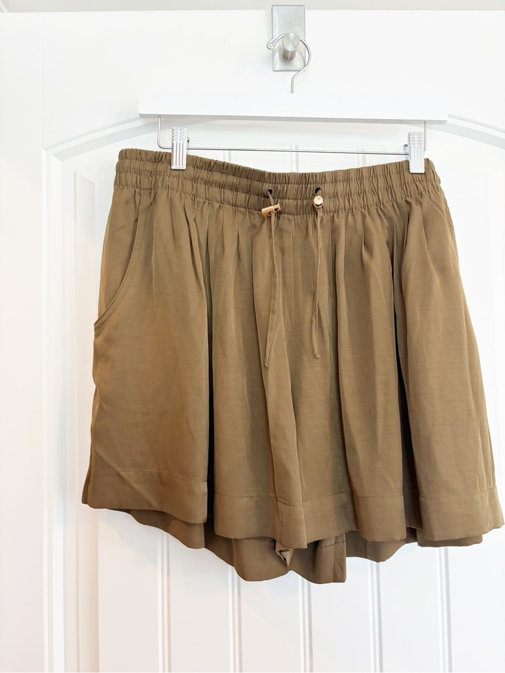 H&M I NWT Satin Silky Shorts, Olive Green - Picture 5 of 8